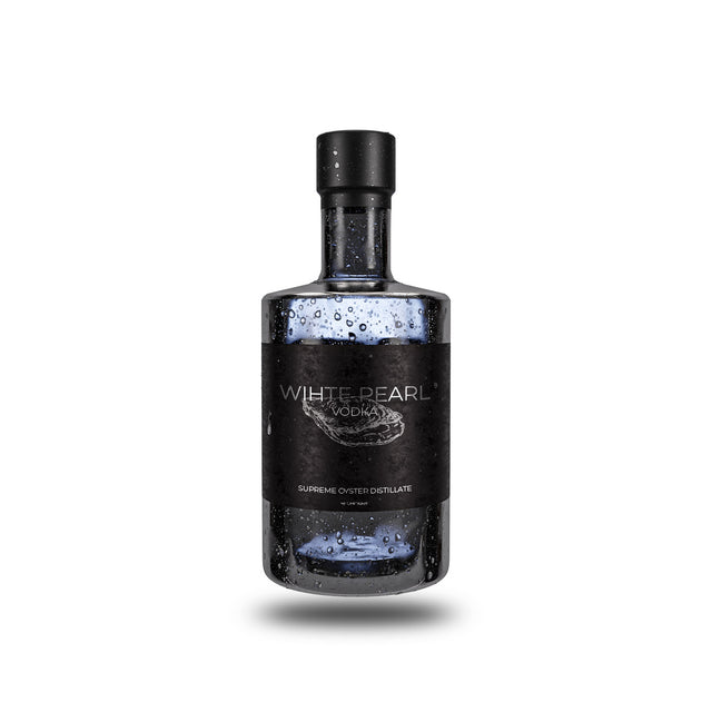 Eichinger Vodka with hand-picked oyster extracts, refined with alpine spring water.