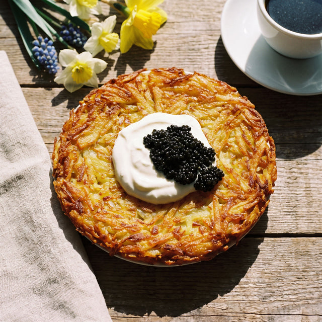 Crispy Potato Rösti with Sour Cream and Caviar